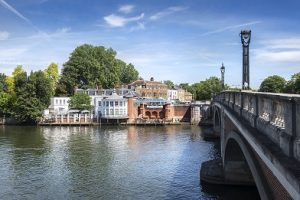 The Mitre Hotel at Hampton Court sold to Signet Hotels